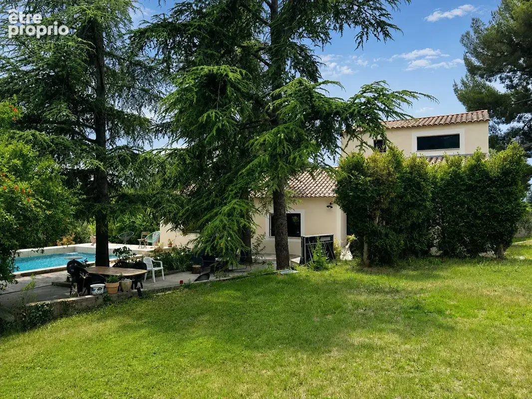 Maison T4 200m² sur 2500m² de terrain avec piscine, garages, cave, dépendances à ALLAUCH 13190 - photo 3