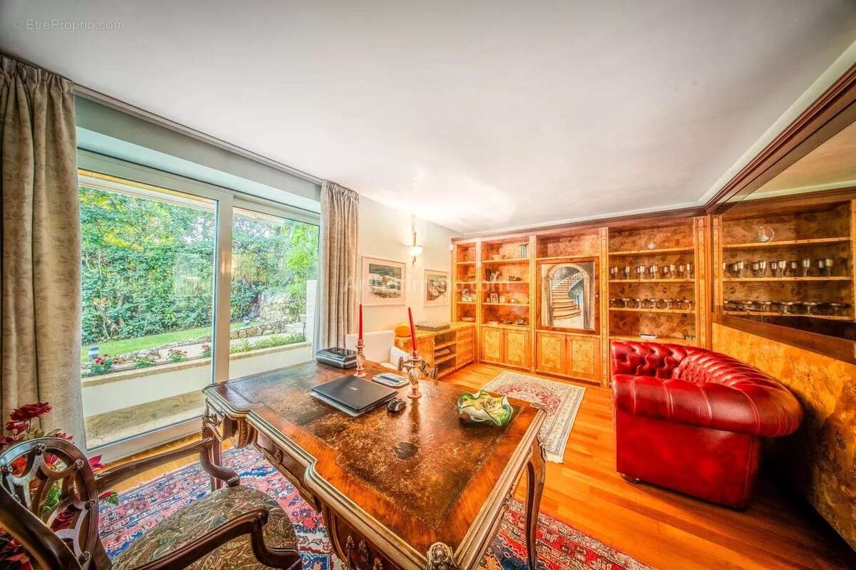 Maison à ROQUEBRUNE-CAP-MARTIN