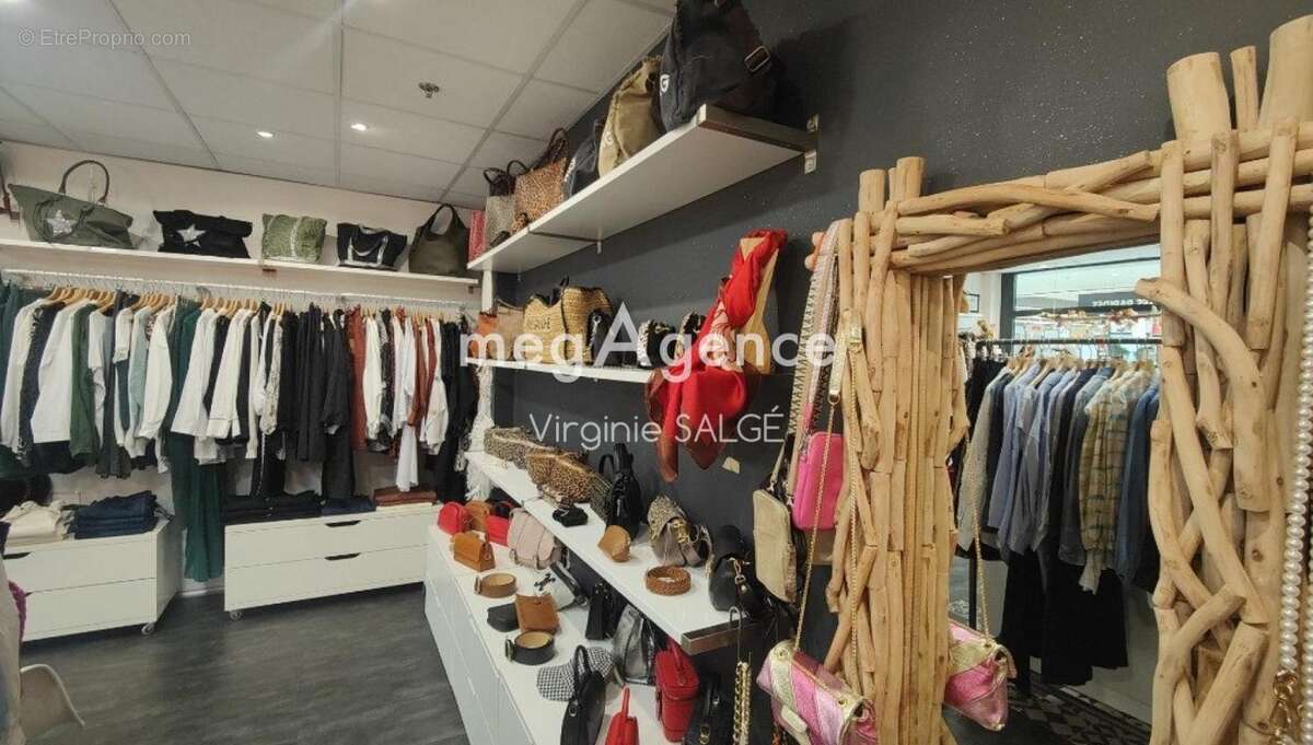 Montech - fond de commerce de pret a porter de 47m² - photo 3