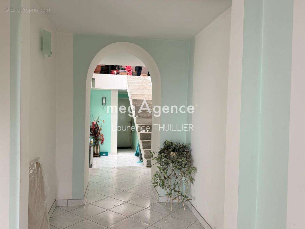 Maison 205 m² 8 pièces - photo 10