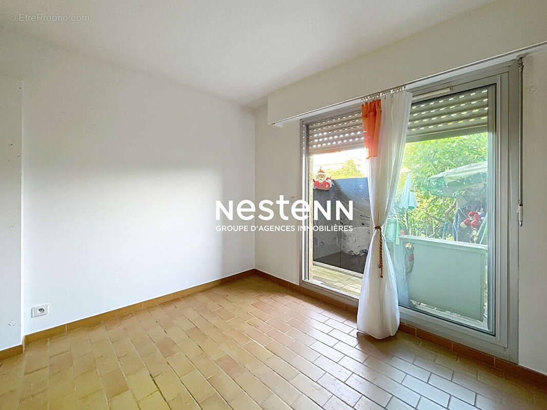 Appartement à VALLAURIS