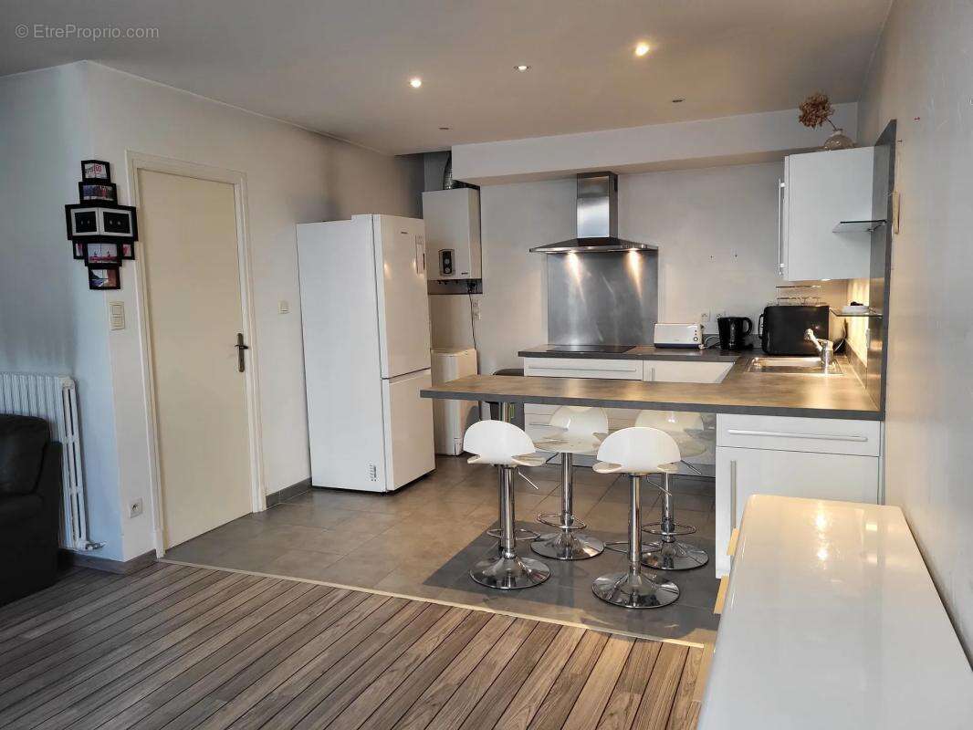 Appartement T2 rénové au cœur de Lourdes - photo 4