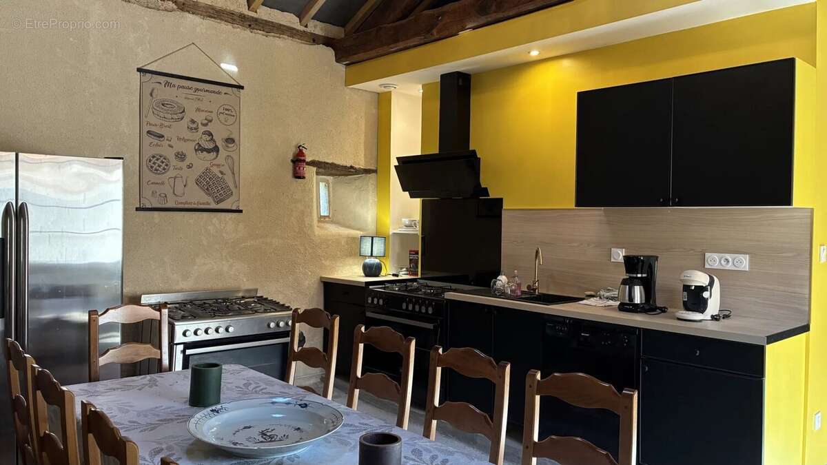 Maison à MONTMORILLON