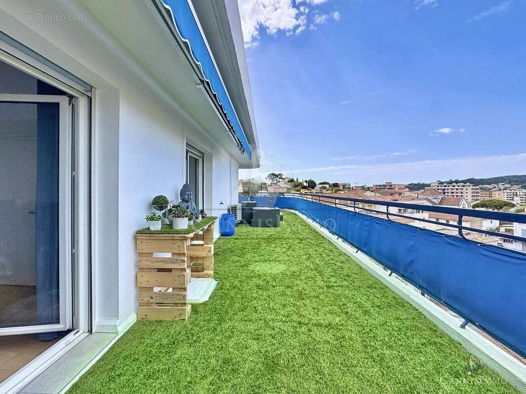 Appartement à LE CANNET