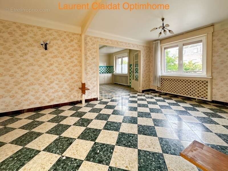 Maison à SAINT-QUENTIN