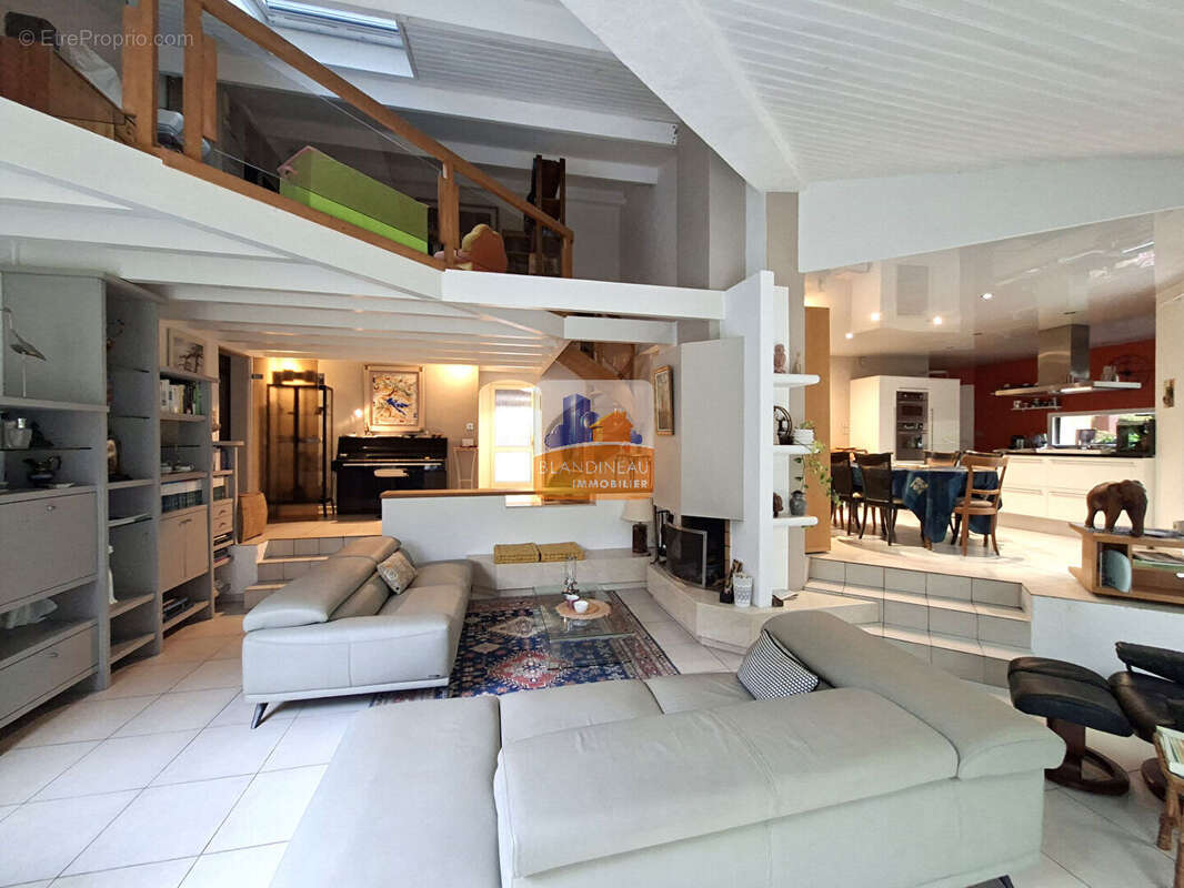 Maison à SAINTE-PAZANNE