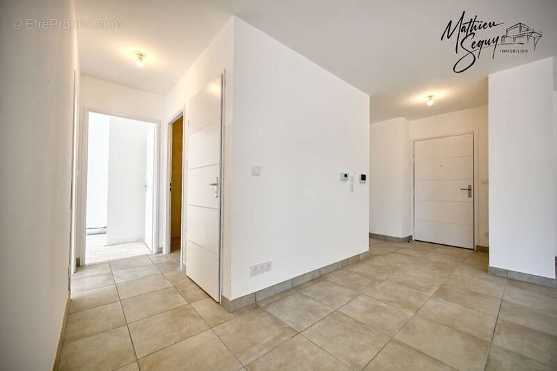 Appartement à VAUGNERAY