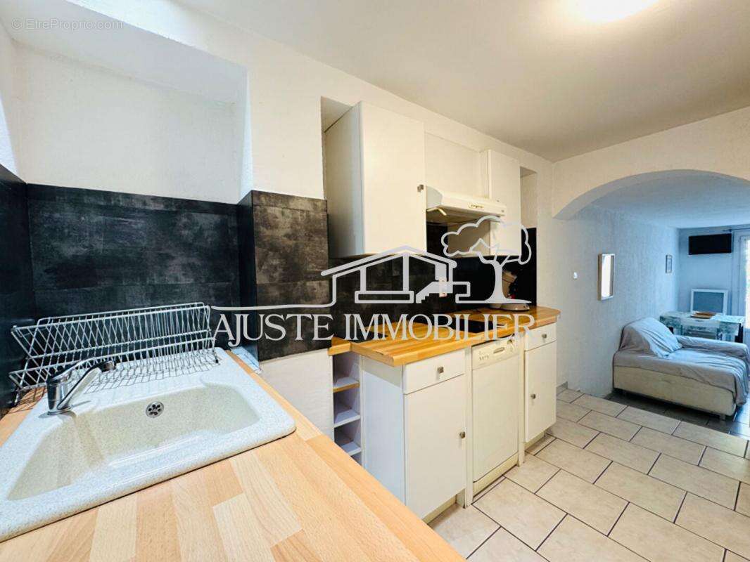 Appartement à ENSUES-LA-REDONNE