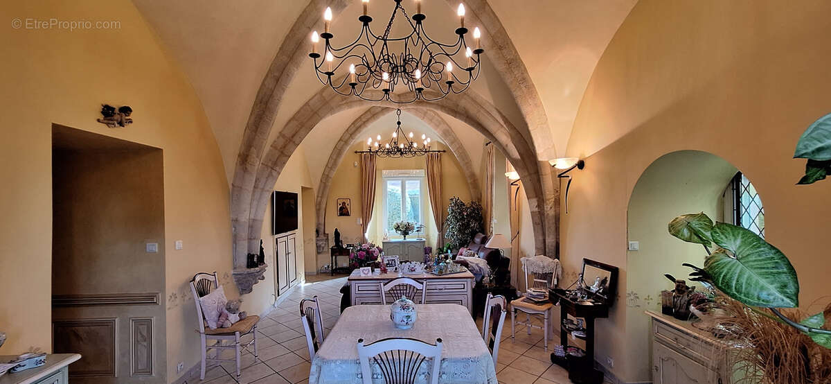 Appartement à SENS