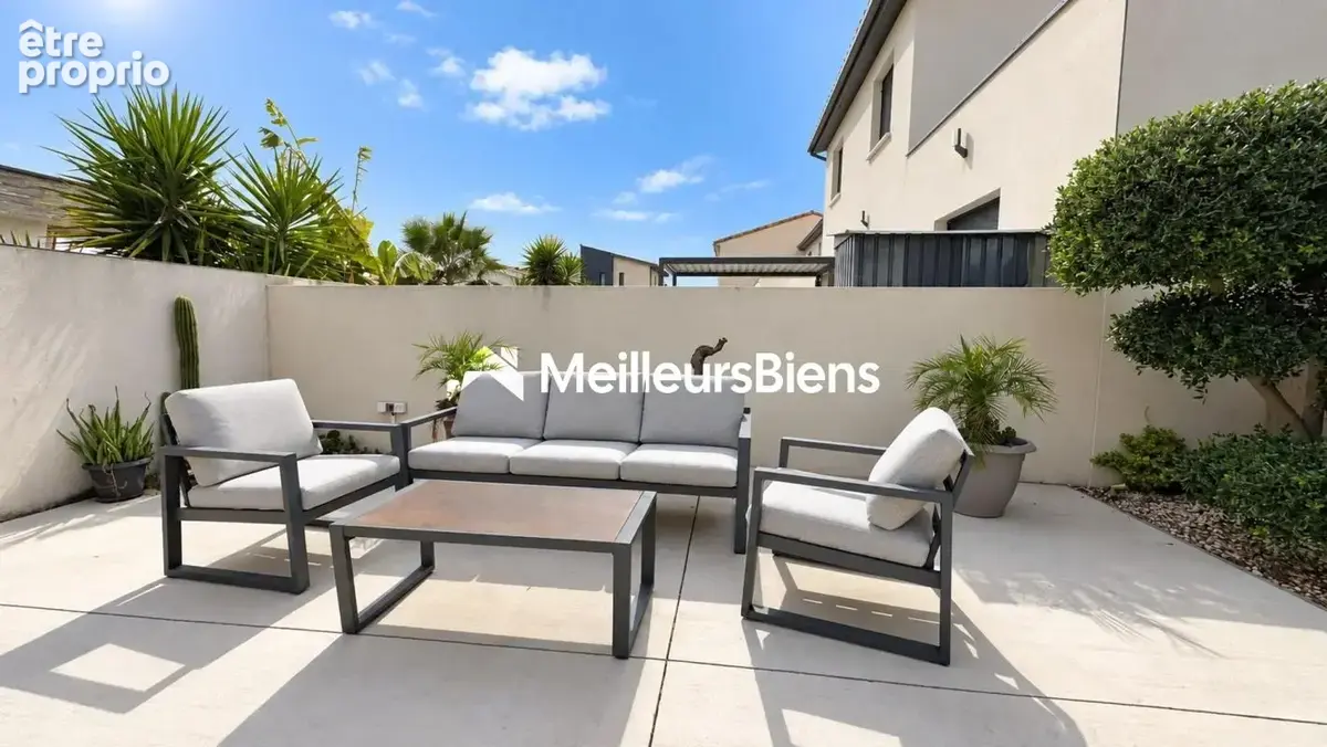 Maison récente de 147 m² avec piscine chauffée, suite parentale et garage - photo 6