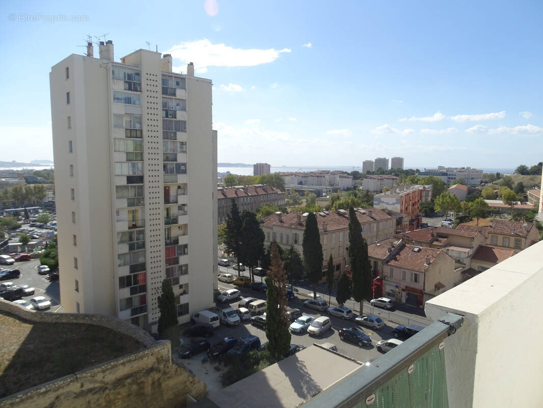 Appartement à MARSEILLE-15E