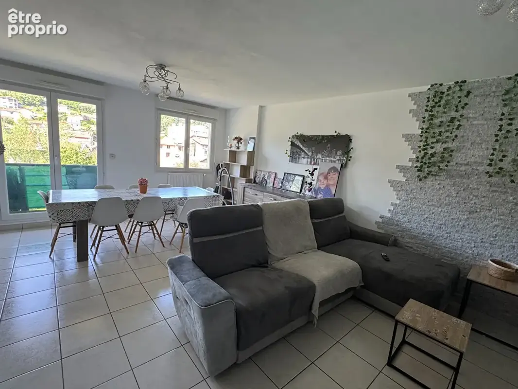 Appartement Saint Etienne 4 pièce(s) 74.67 m2 - photo 2