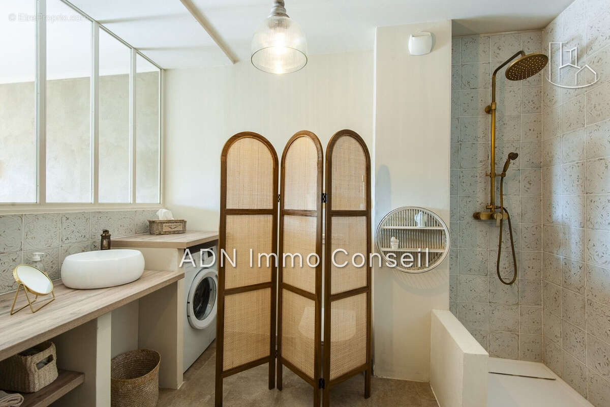 Appartement à MALLEMORT