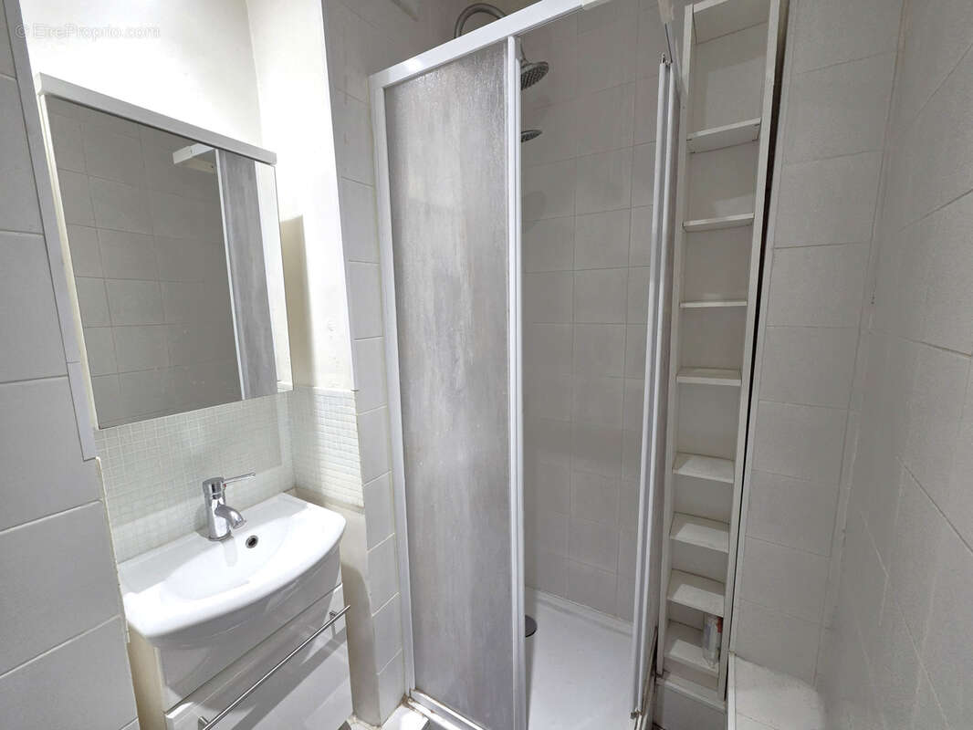 Appartement à PARIS-20E