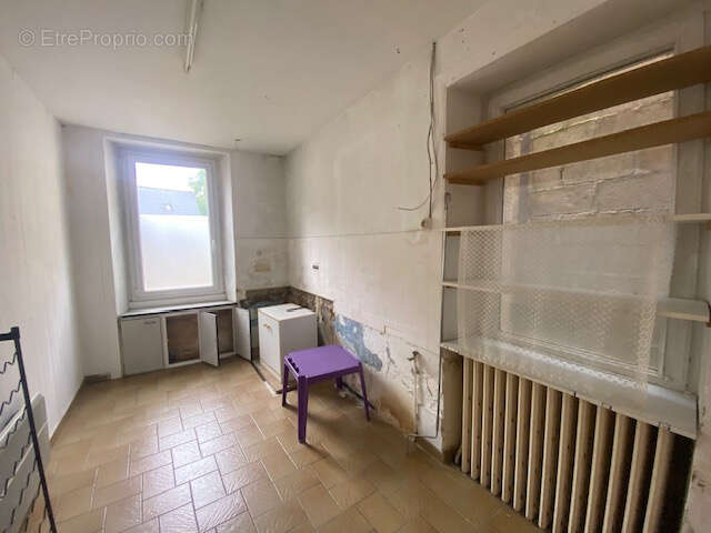 Maison d'habitation avec ancien local commercial - photo 38