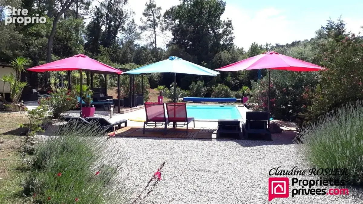 Besse Sur Issole Propriété de 340 m2 terrain 1,2 ha piscine - photo 5