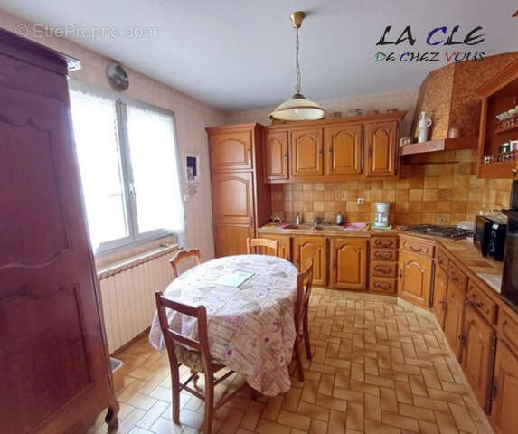 Maison à COULONGES-SUR-L&#039;AUTIZE