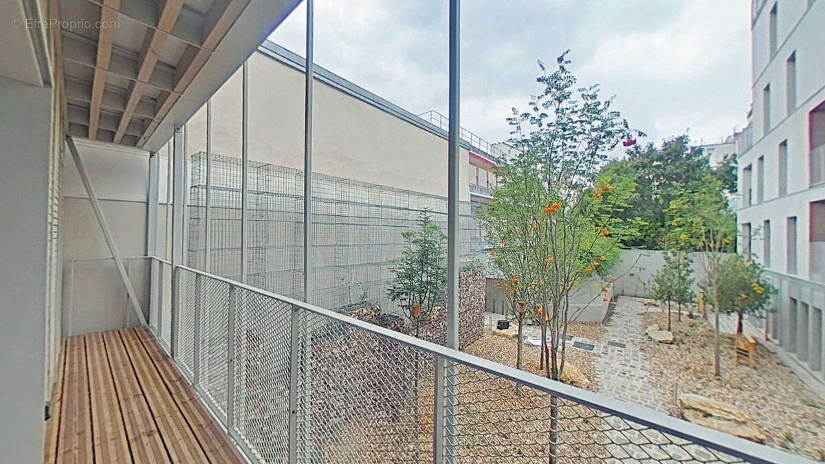 Appartement à PARIS-20E