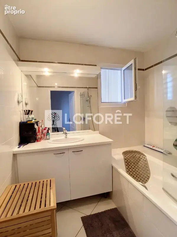 Appartement Juvignac 3 pièce(s) 89.64 m2 - photo 8