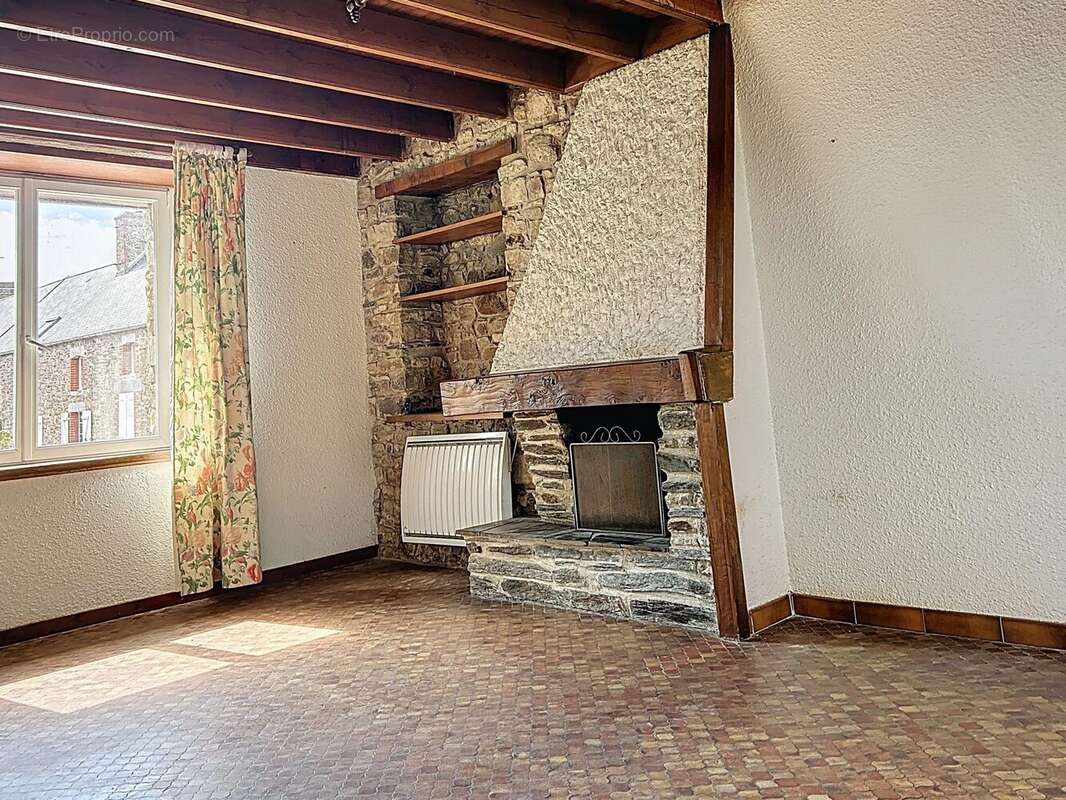 Maison à CREANCES