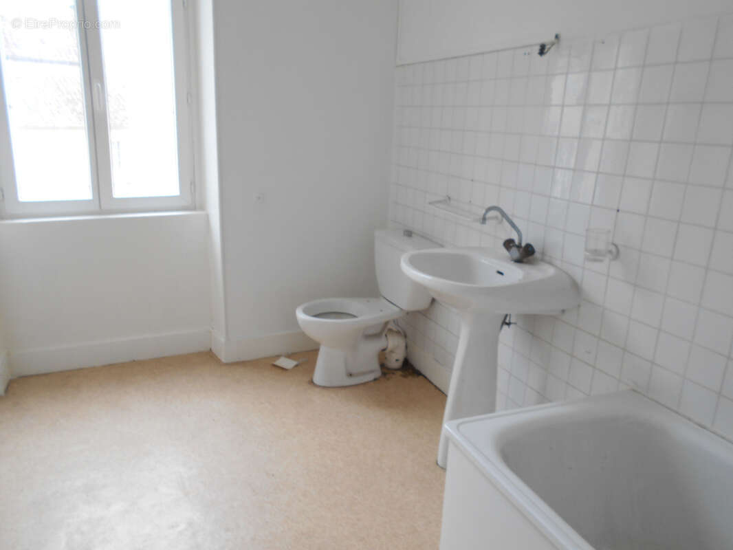 Maison de village avec 3 chambres à acheter à Massay - photo 7