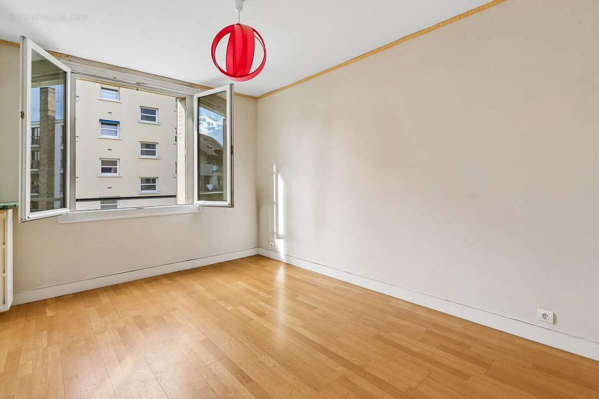 Appartement à SAINT-MAUR-DES-FOSSES