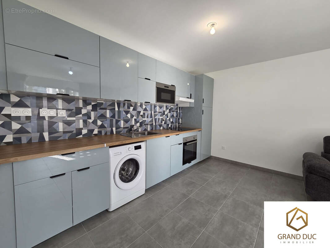 Appartement à MARSEILLE-2E