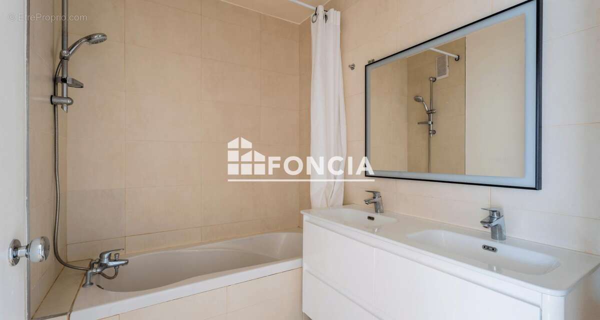 Appartement à VERSAILLES