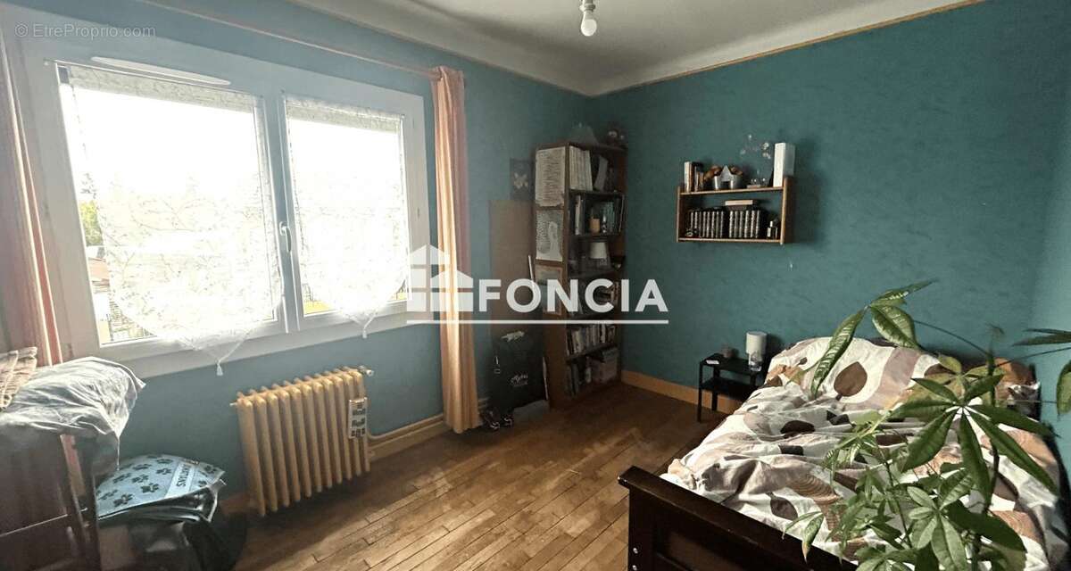 Maison à VILLENEUVE-SAINT-GEORGES