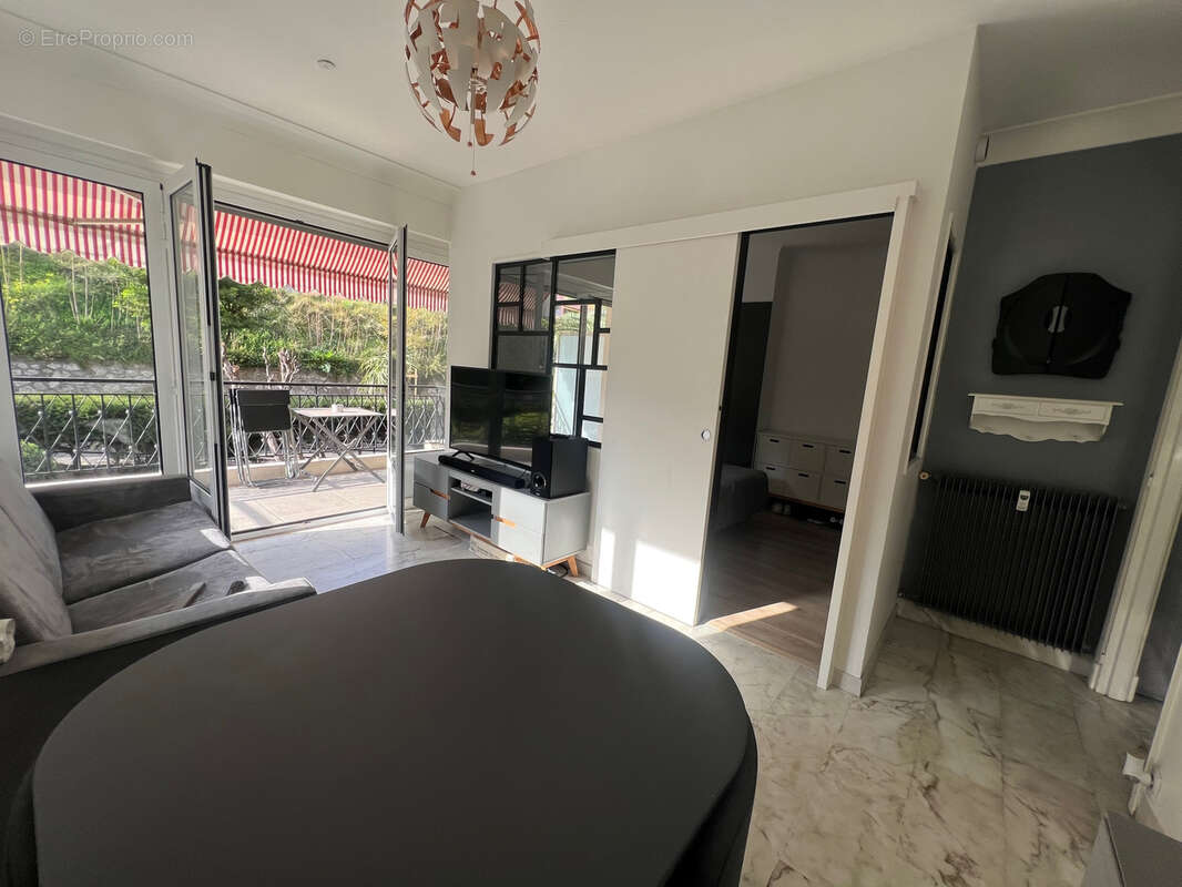 Appartement à MENTON