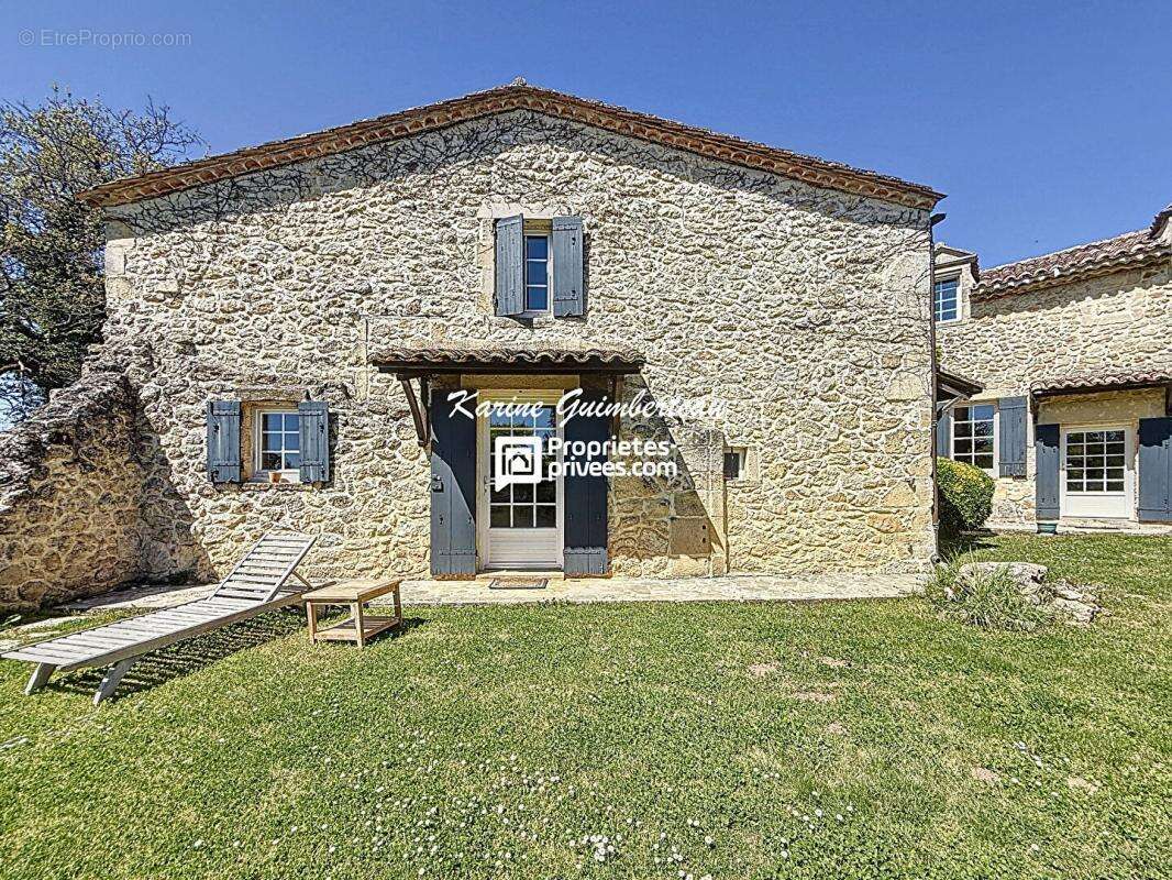 Maison de campagne avec vue dominante + piscine + gîte - photo 16
