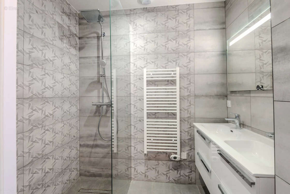 Appartement à NEUVECELLE
