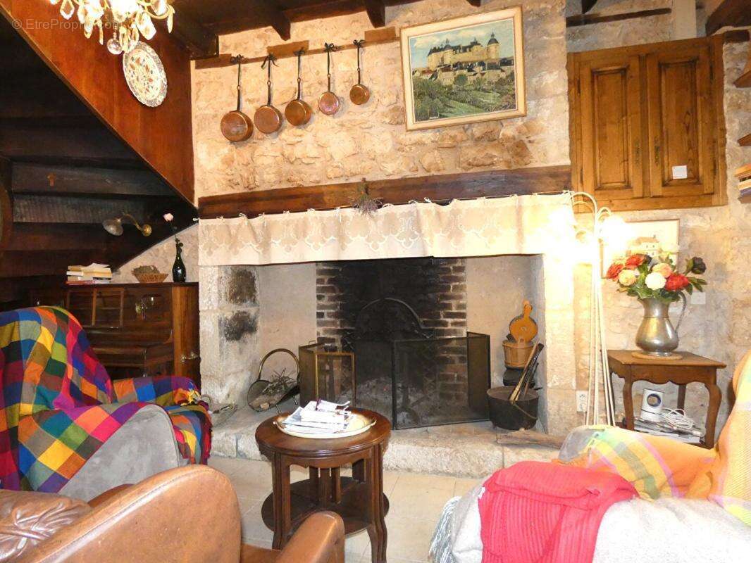 Maison 120 m2 / 4 chambres / grange / terrain 800m² - photo 7