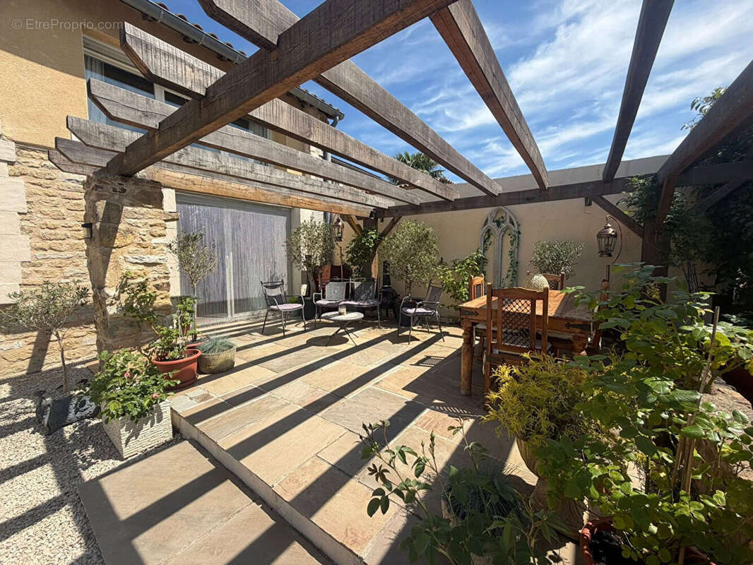 Maison à MAUPREVOIR
