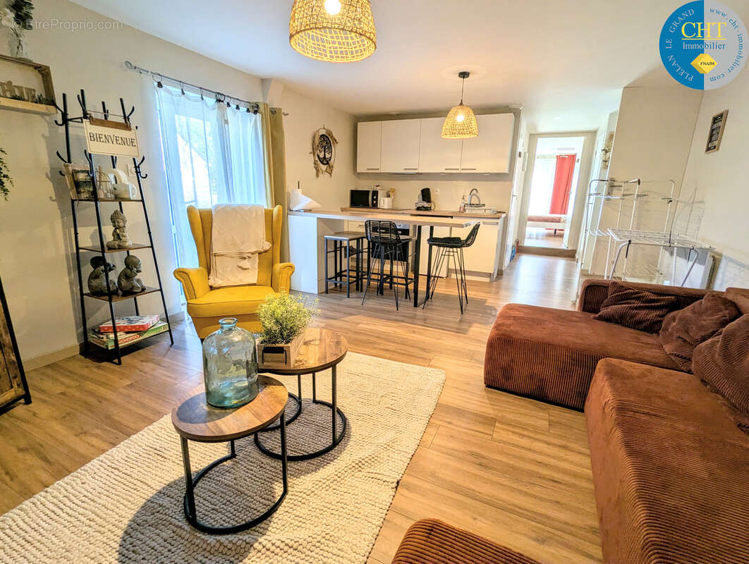 Maison à LES BRULAIS