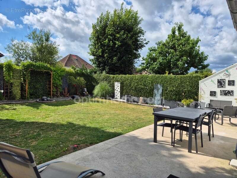 Maison semi individuelle 4 chambres + jardin + garage - photo 3