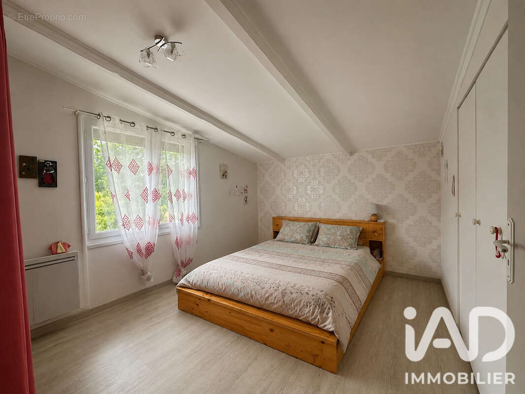 Maison 122 m² à Saint-Diery  - photo 8