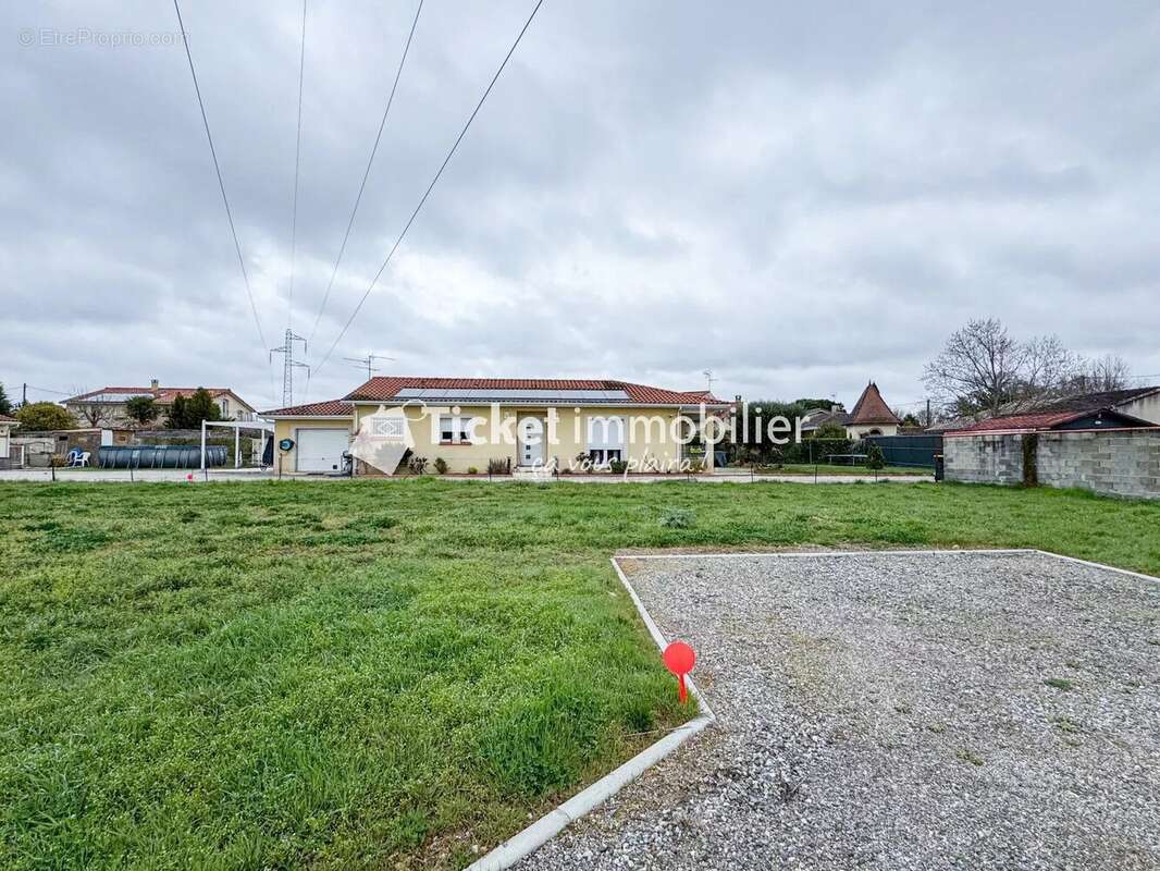 Terrain à PLAISANCE-DU-TOUCH