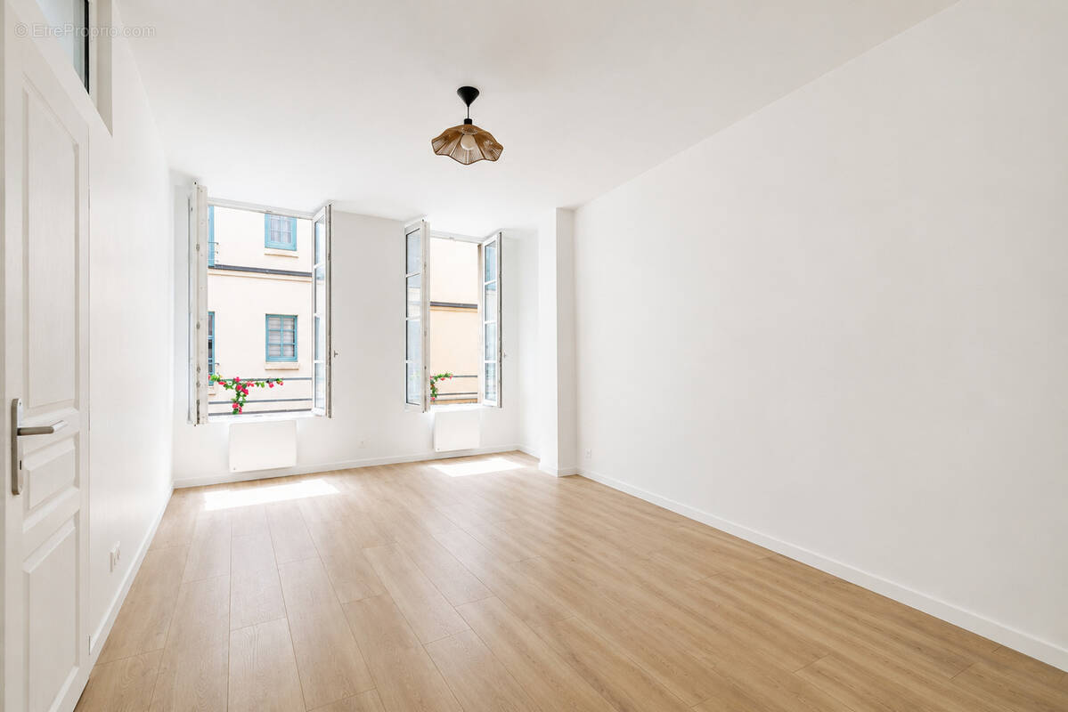 Appartement à SAINT-GERMAIN-EN-LAYE