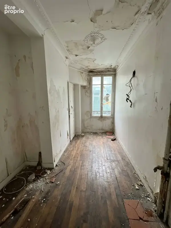 Grand studio de 27m2 à rénover Secteur Vavin - photo 1