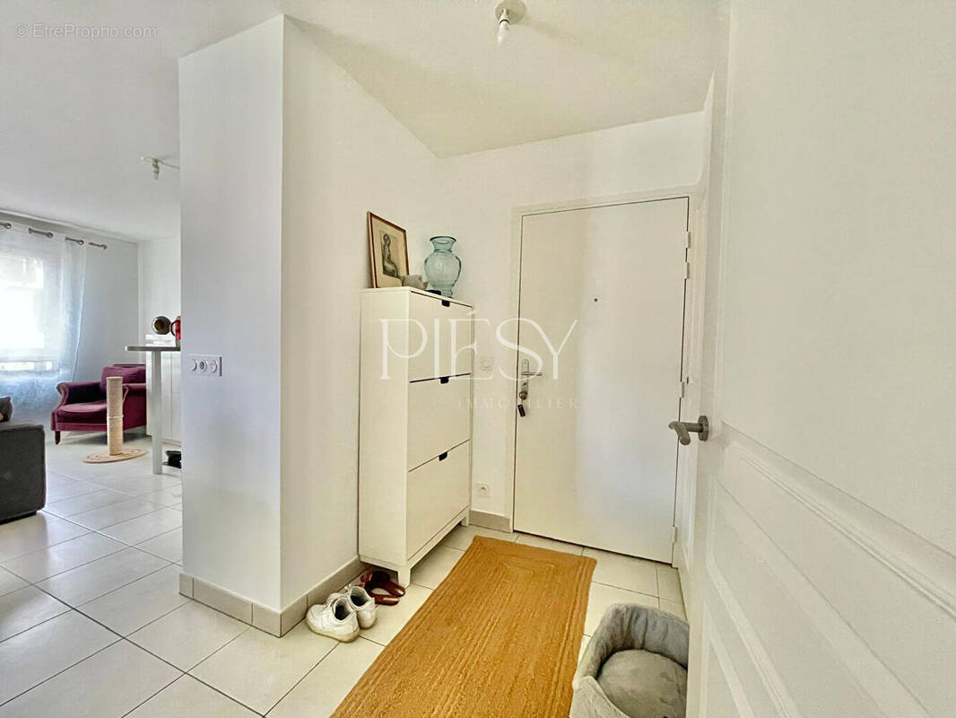 Appartement à VALLEIRY