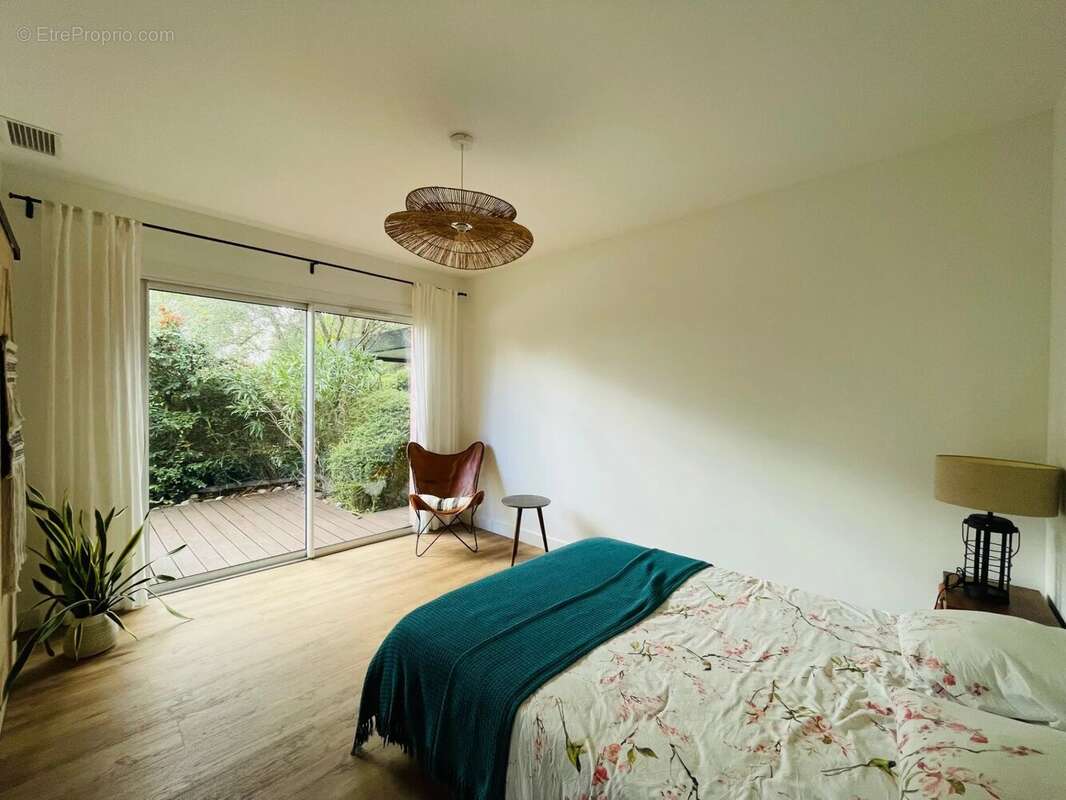 Maison à VIGOULET-AUZIL