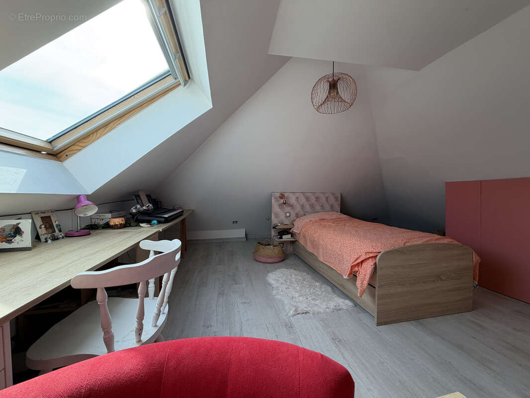 Maison à HOUPLINES