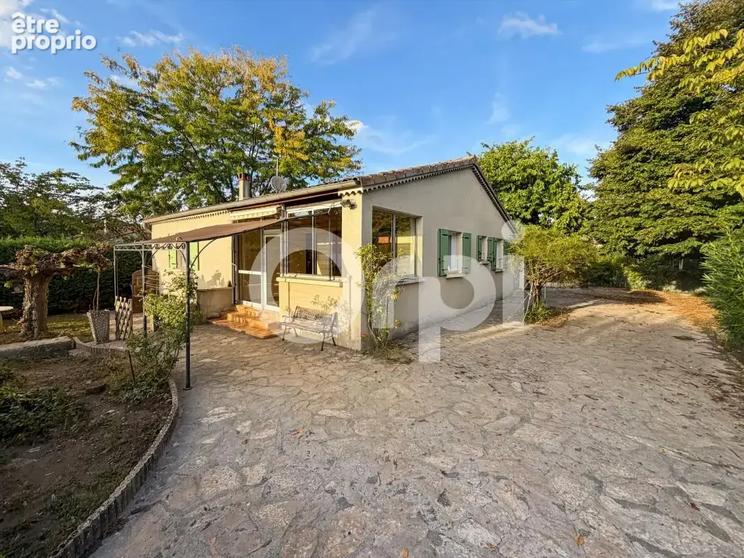 Maison À Vendre sur beau terrain - photo 22