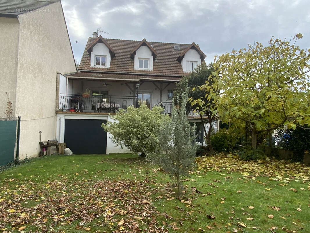 Maison à MITRY-MORY