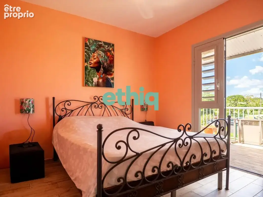 Maison 8 pièces 181 m² à vendre à Sainte-Rose (97115) - photo 7