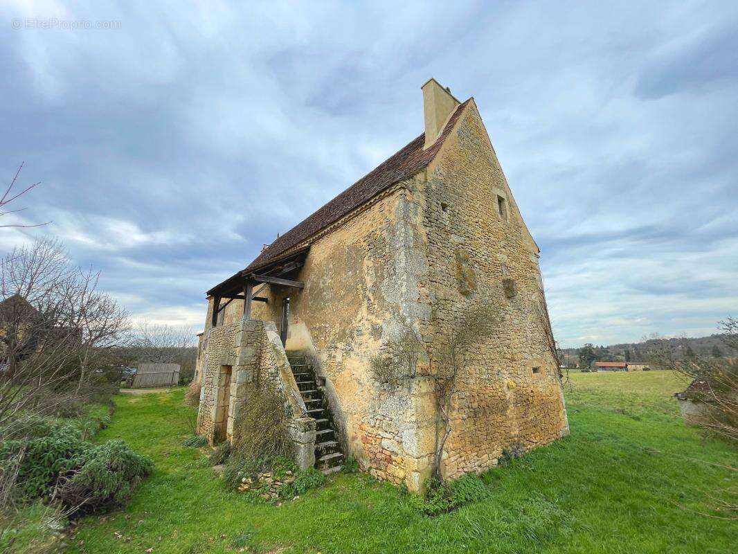 Maison à PRESSIGNAC-VICQ