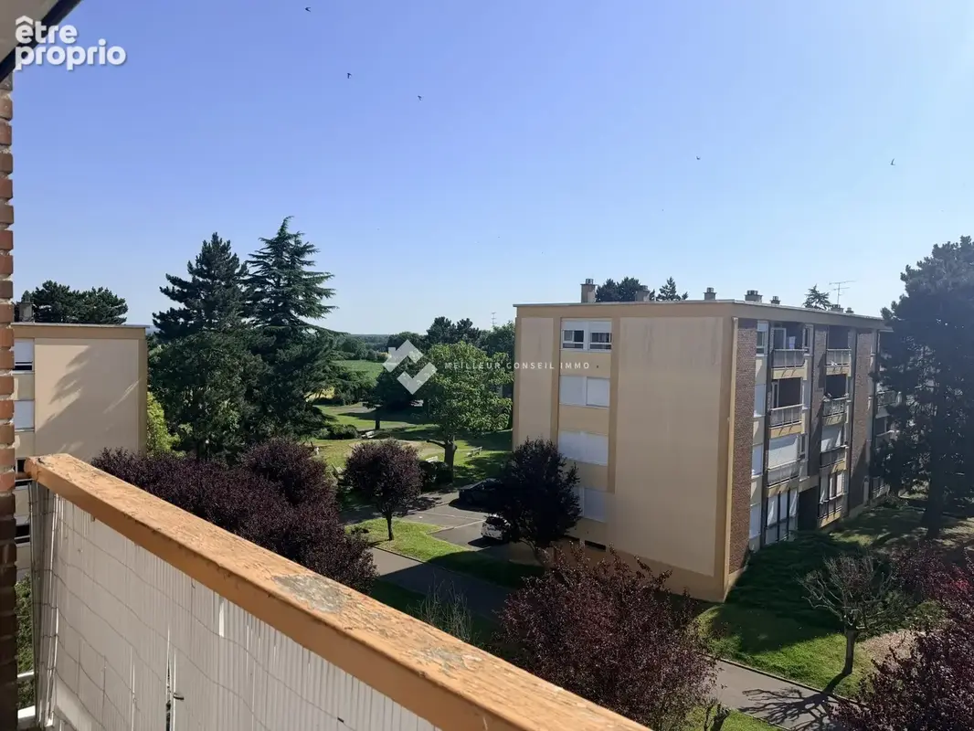 Appartement 5 pièces 90 m² à vendre à Survilliers (95470) - photo 2
