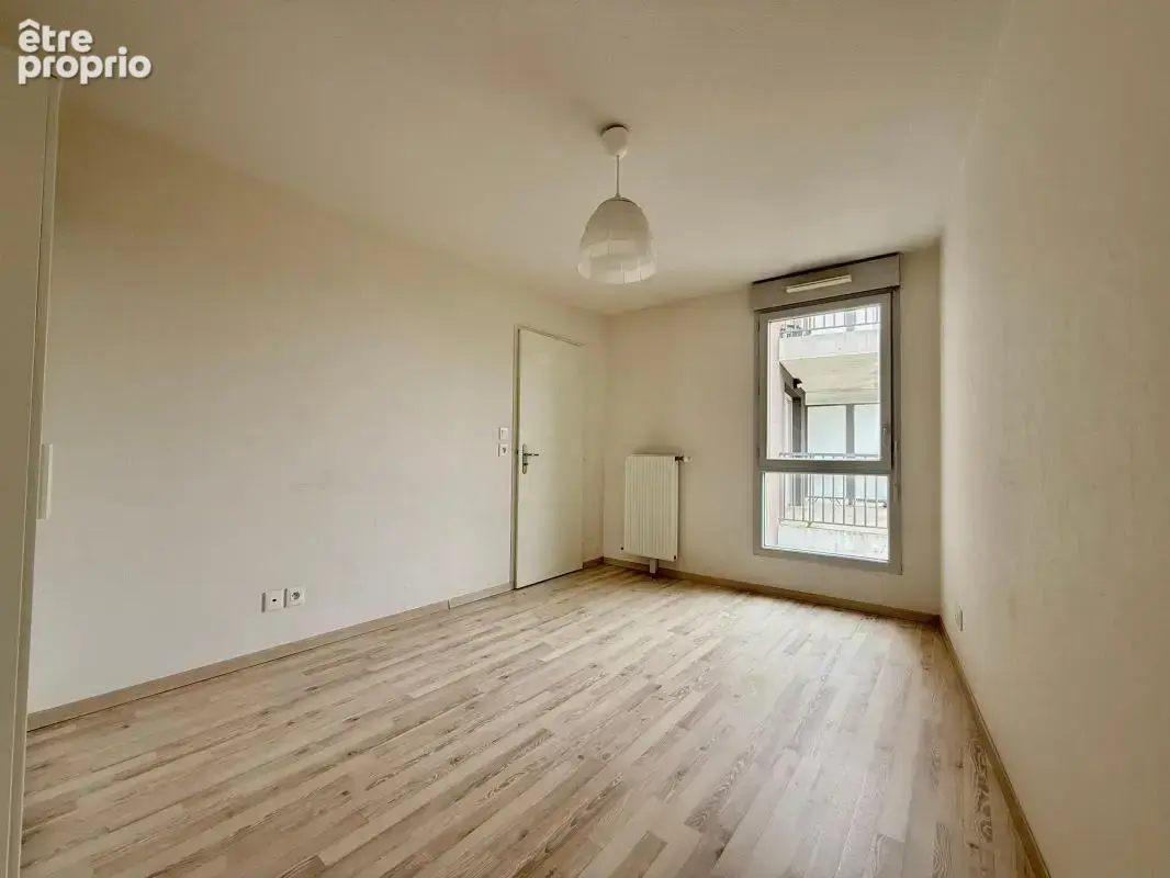 Appartement T 2 - résidence de 2016- ascenseur-terrasse-parking privatif - photo 9