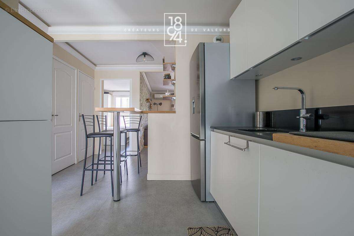 Appartement à MARSEILLE-8E
